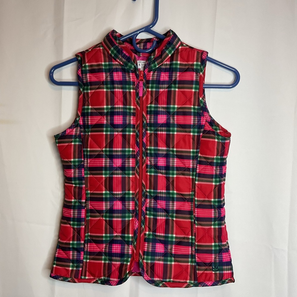 Crown and ivy kids large red plaid vest like new large - Picture 7 of 7